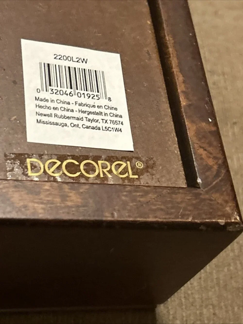 Decorel rubbermade Acrylic Cover & Wood Display Case Frame 8” X 10” X 2” New